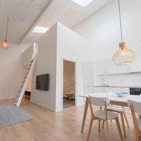 Studio Apartments Close To Airport Mithvagur Екстериор снимка