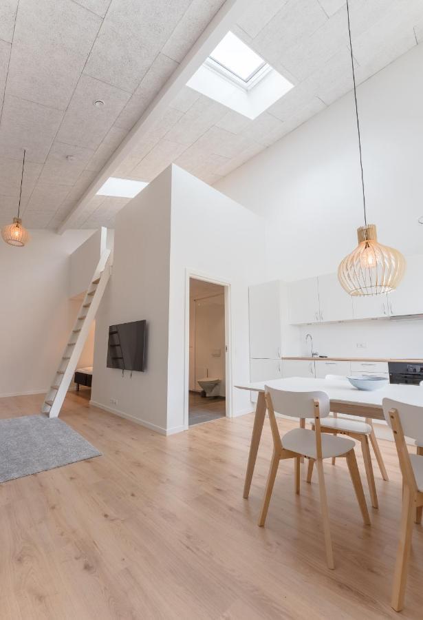 Studio Apartments Close To Airport Mithvagur Екстериор снимка